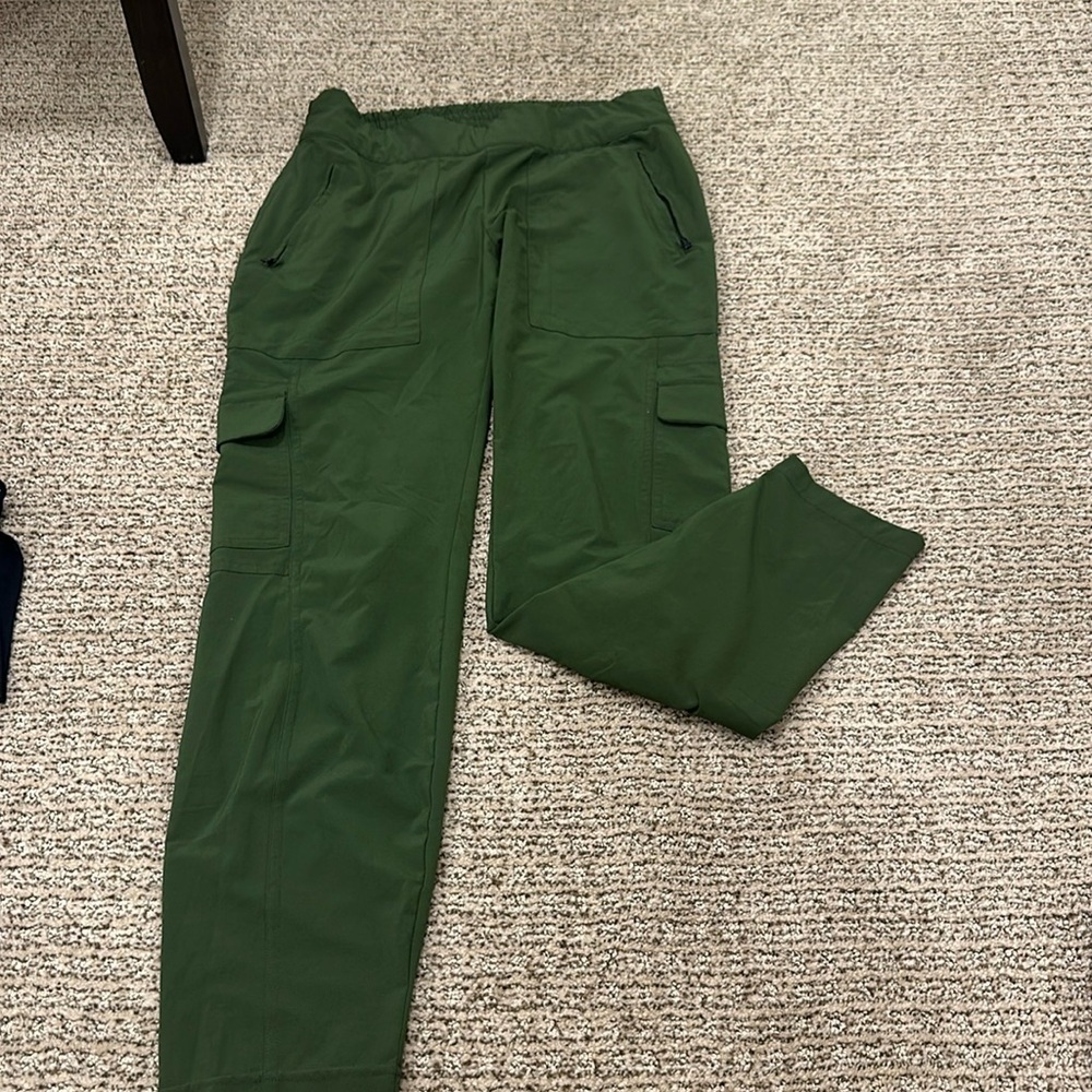 Green athleta straight cargos